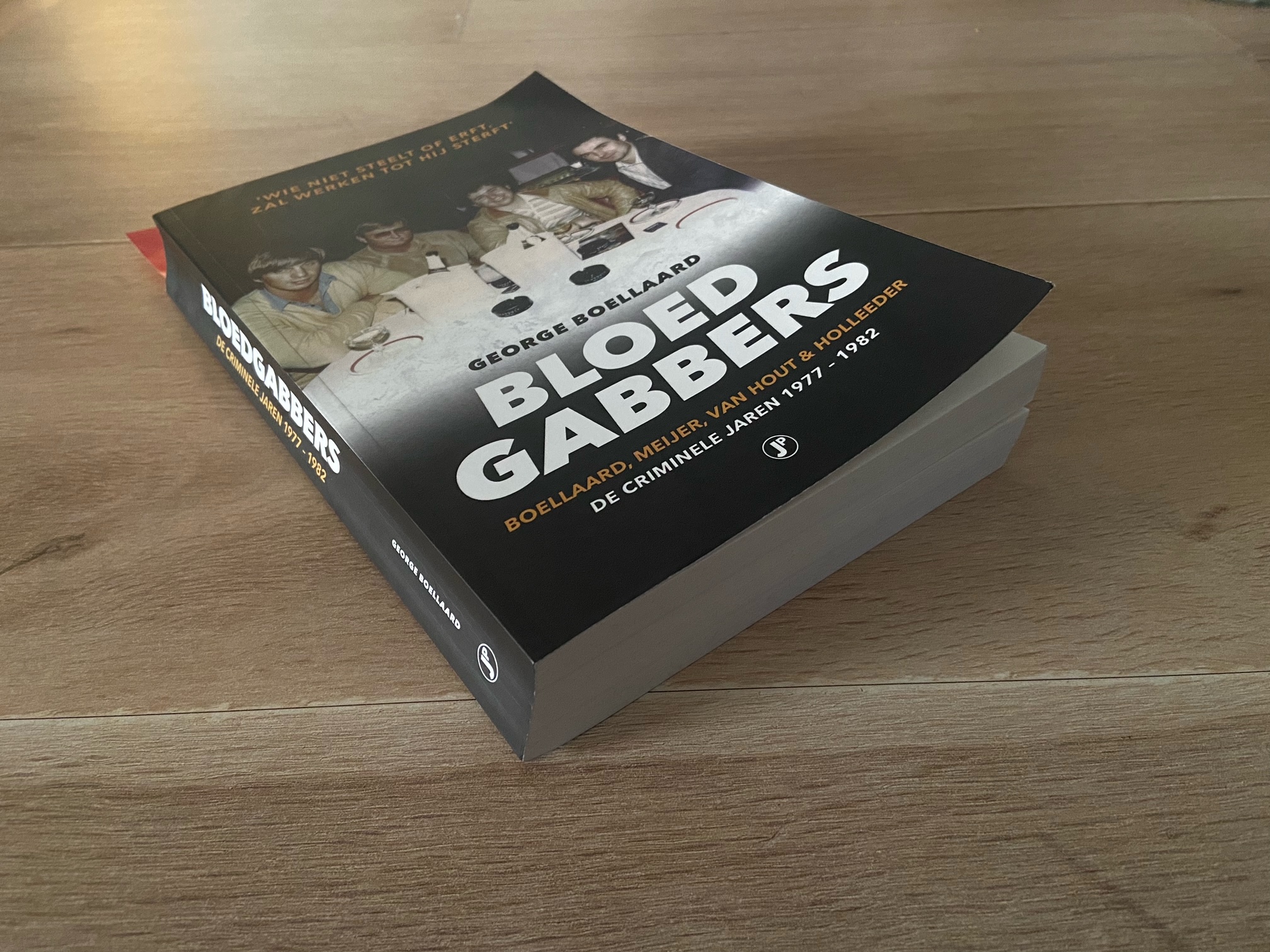 Melodieus Ass rijm Lezen met rode oortjes: het boek Bloedgabbers van George Boellaard - Trebo  Blog